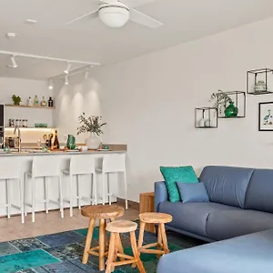 Blue Bay Apartment